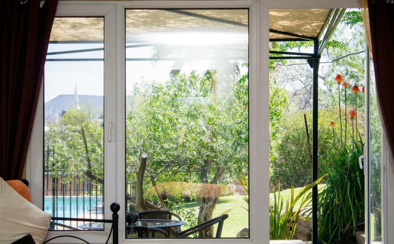 Haus Holzapfel Beaufort West Exterior foto